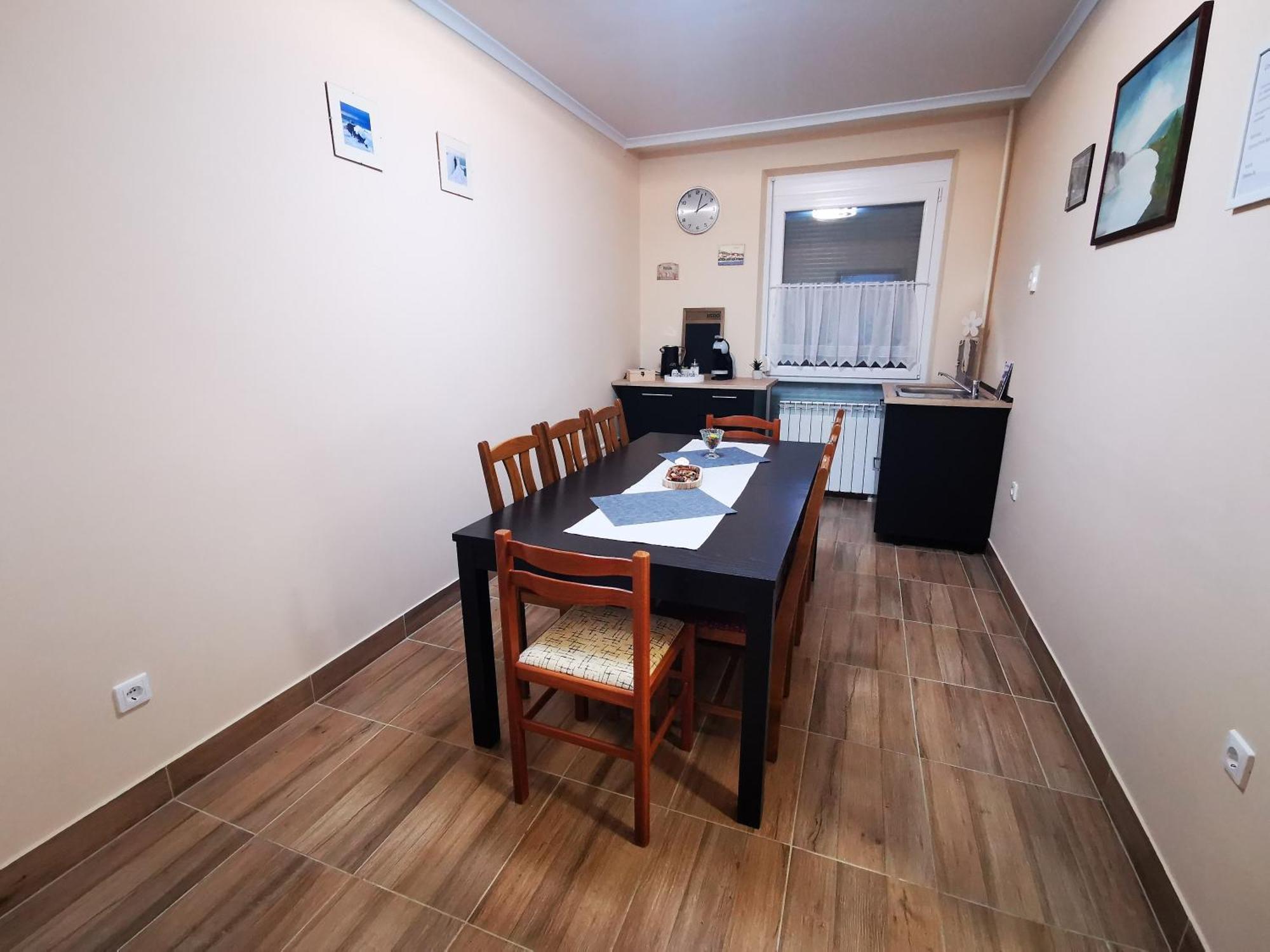 Central Park Apartman Szekszárd Екстериор снимка