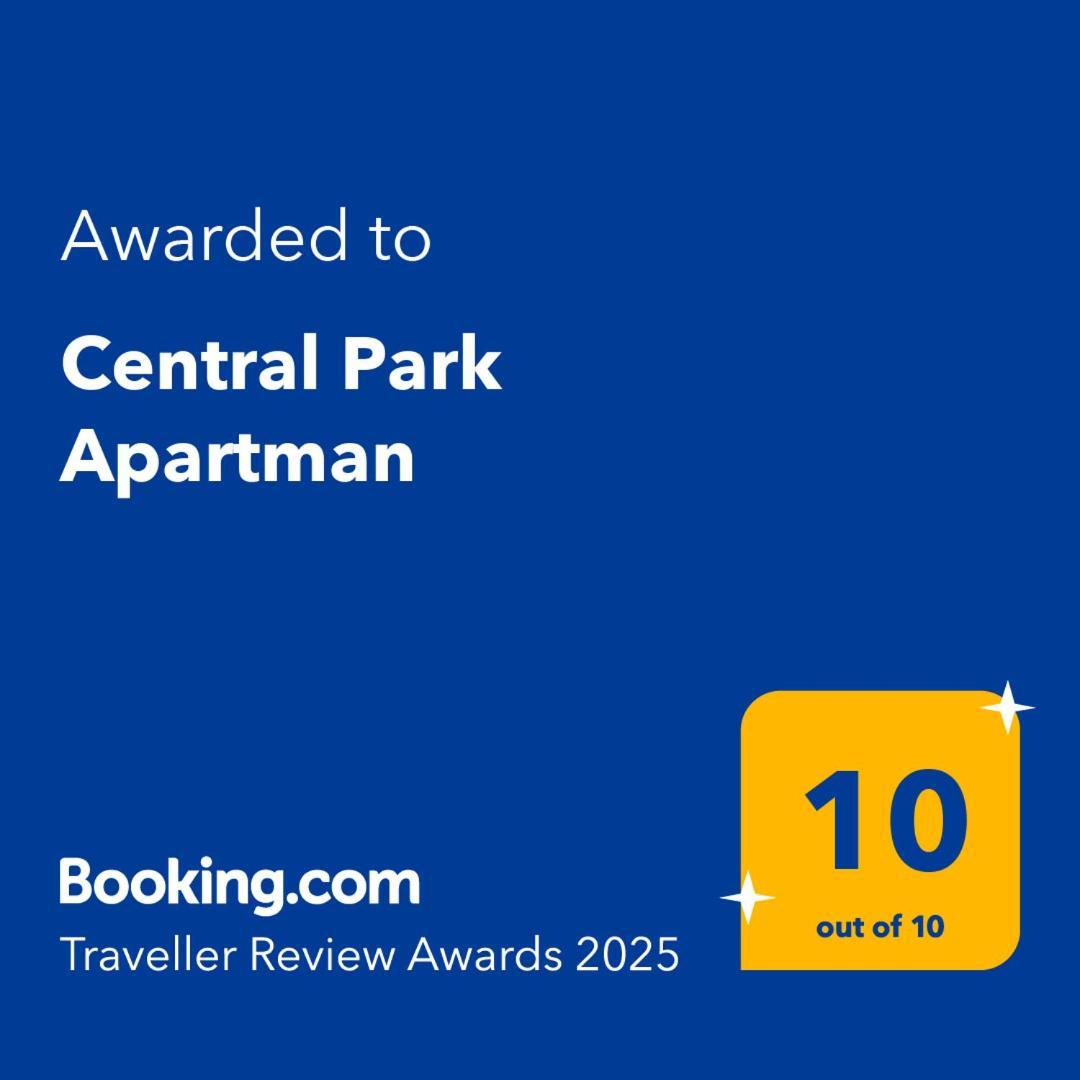 Central Park Apartman Szekszárd Екстериор снимка